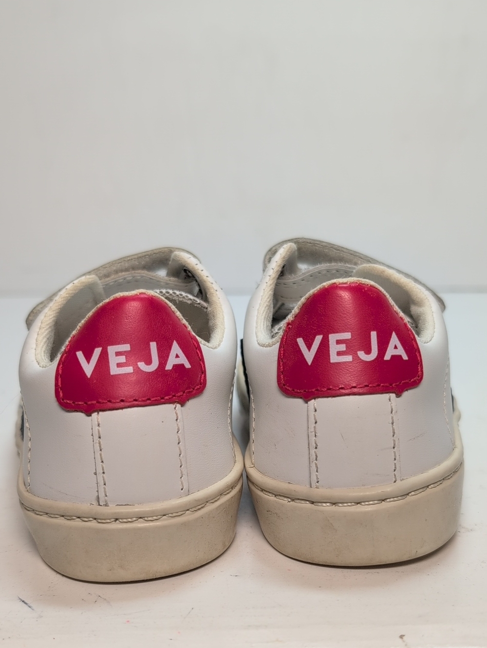 Kids toddler Esplar White leather Sneaker w/ Navy V Accent. unisex size 7 EU 23 - Picture 4 of 15